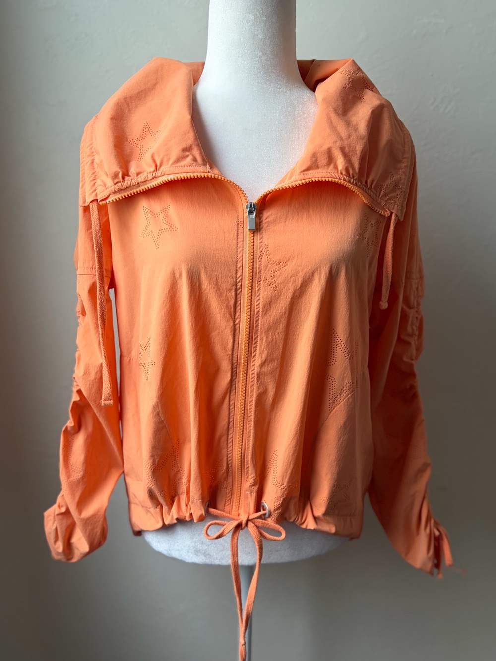 Nanette Lepore Star Perforated Ruched Sleeve Zip Jacket Peach Size S